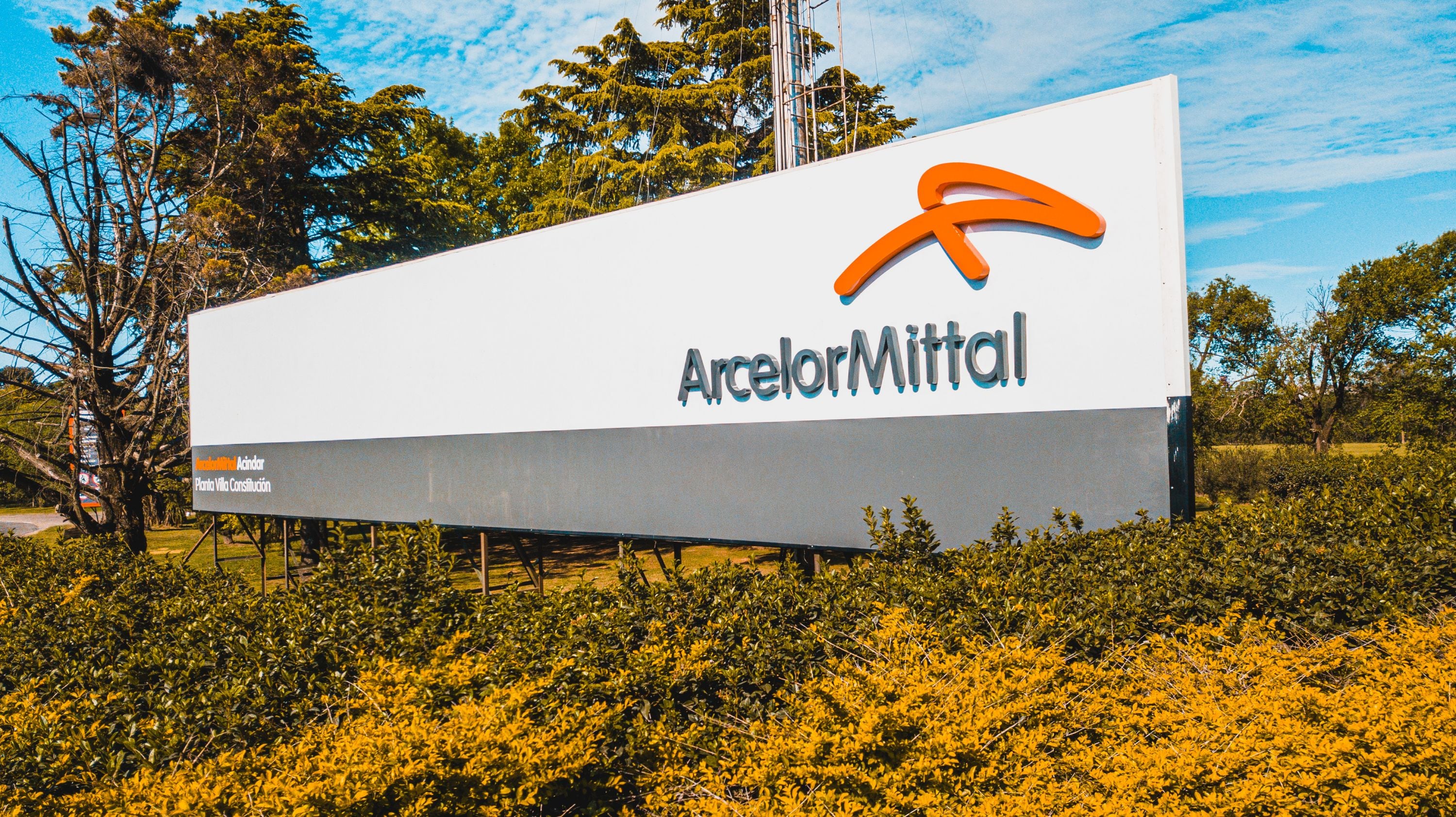 Acindar frena su producción de acero en Villa Constitución por la caída de la demanda