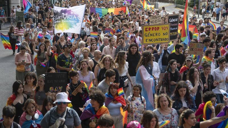 Imágenes de la manifestación del Orgullo LGBTI 2023 en Santander.