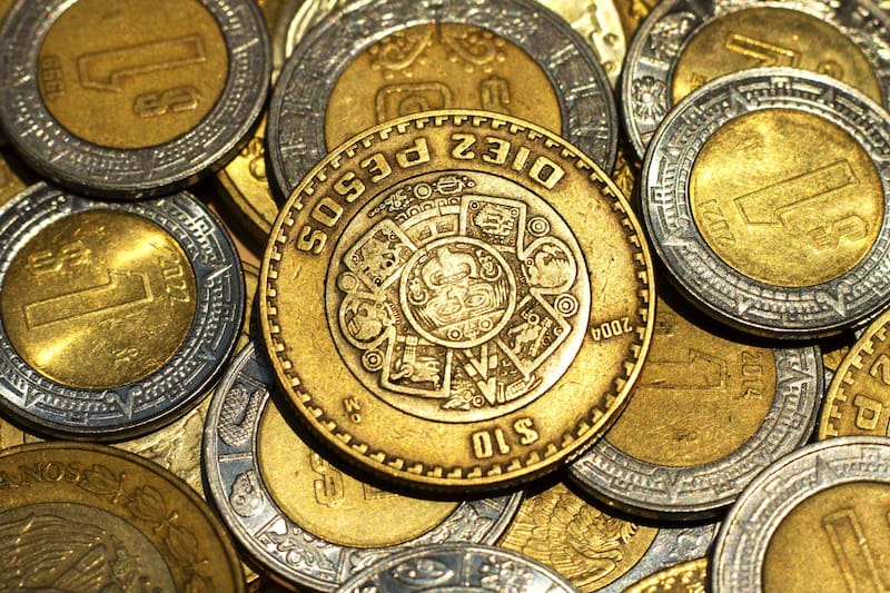 Tus monedas antiguas pueden significarte una codiciada suma de dinero siempre que elijas bien dónde venderlas. Foto: FreePik.es.