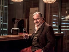 Vinos y cigarros: lanzan un 'retiro' exclusivo en Mendoza con el gurú francés del malbec