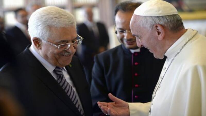 Francisco recibió a Abbas en el Vaticano (Reuters)