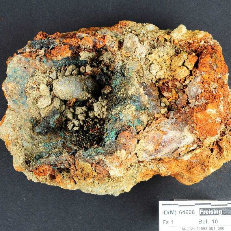 Hallaron una mano de hierro en Alemania. Fuente: BLFD