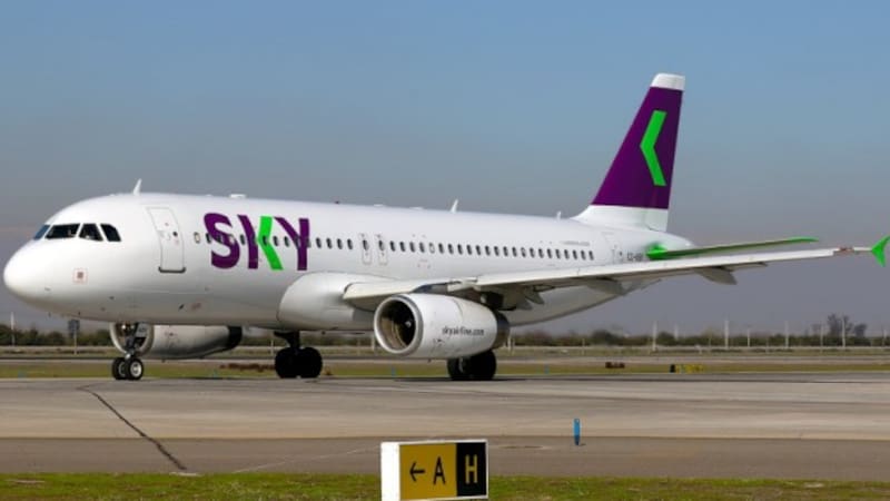 Una aerolínea internacional suspende una ruta hacia la Argentina antes de despegar