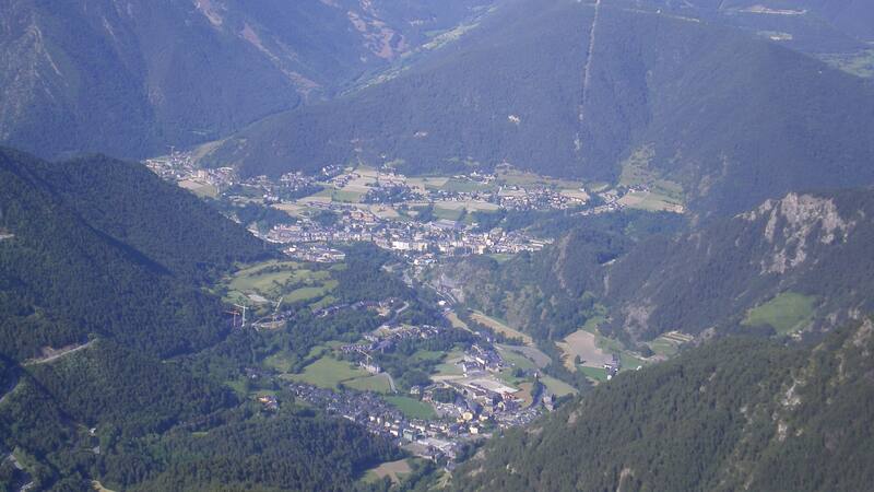 Escapadas: el pueblo se encuentra enclavado en medio de un entorno natural inigualable.