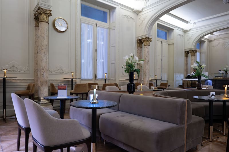 La confitería Viamonte ya fue rediseñada