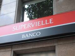 Un banco tradicional disparó contra su banco digital