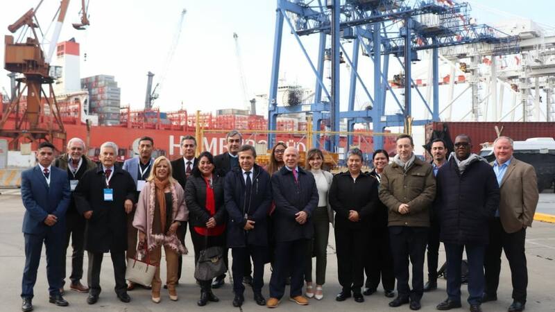 Visita a Puerto de Buenos Aires durante la Conferencia CIP - OEA