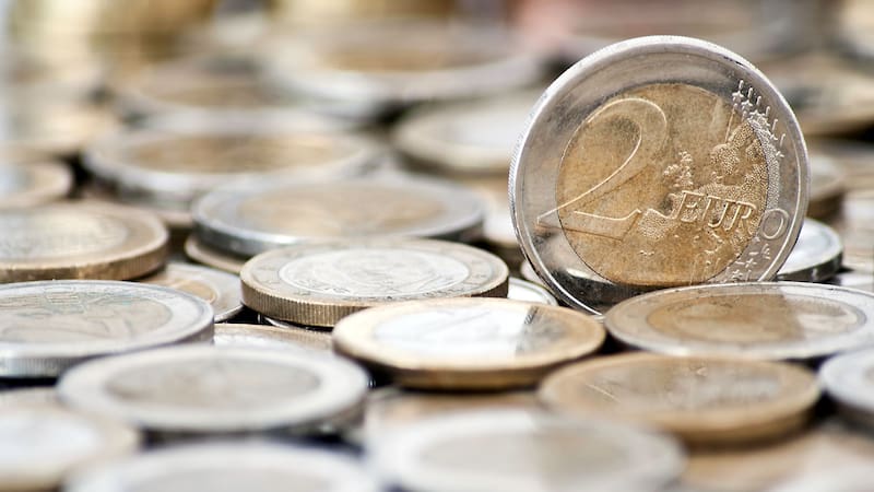 Las monedas de 20 pesos se venden entre los coleccionistas a muy problemas.
