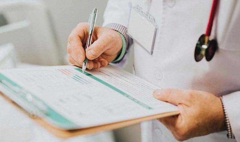 Más de 30 agrupaciones médicas denunciaron cobros "no dignos" y "demoras en pagos" de hasta 6 meses.