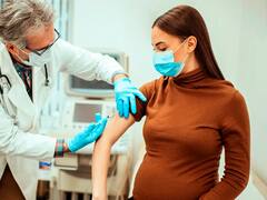 Alerta COVID: ¿cada cuánto debemos vacunarnos, según un prestigioso grupo de profesionales de la salud?