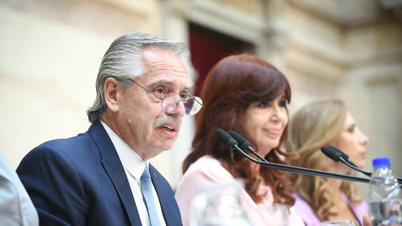 <div class="migrated-promo-image__description"><div class="migrated-promo-image__source">Fuente: Presidencia</div></div>