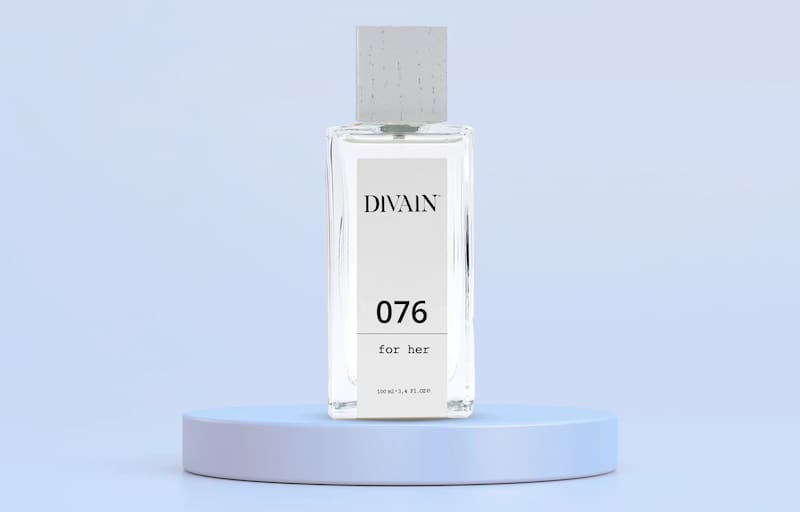 De corte dulce y floral, este perfume de Divain remite automáticamente a la famosa colonia de la marca estadounidense. (Foto: www.narcisorodriguezparfums.com).