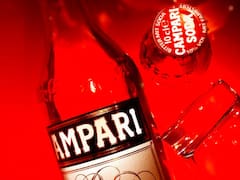 Diseño, cine y lesbianismo: la historia del aperitivo de moda en los bares del mundo