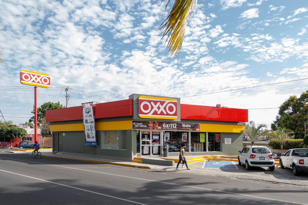 La decisión que nadie esperaba: Oxxo confirmó el cierre de sus tiendas en México