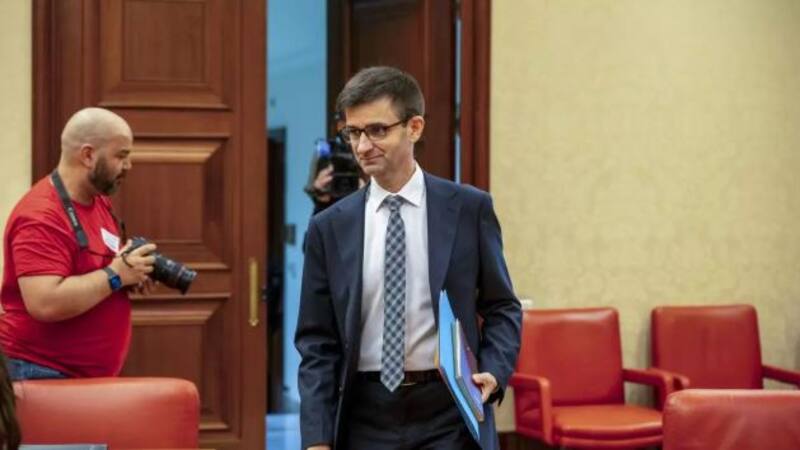 El Congreso designa a José Pablo López como el nuevo presidente de RTVE.