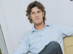 Aún sin sucesor de Lousteau, Gobierno evalúa vender la residencia en Washington