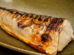 No es atún: el pescado con más omega-3 que ayuda a reducir el colesterol y potencia la memoria