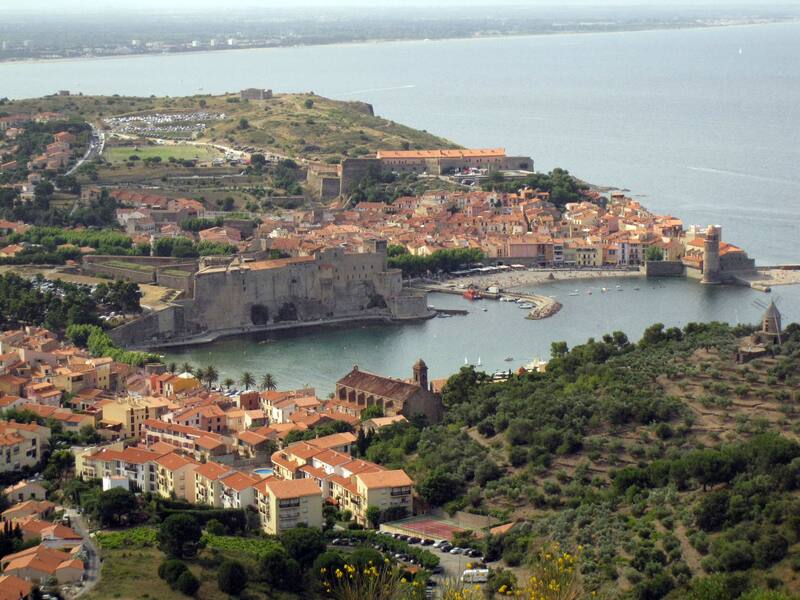 Hermosa vista panorámica del pueblo de Collioure, Francia. (Foto: Wikimedia)