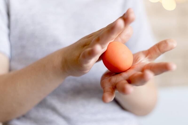 Los cambios en la forma del huevo después de la limpieza pueden indicar la cantidad de energía absorbida. Foto: Freepik.es