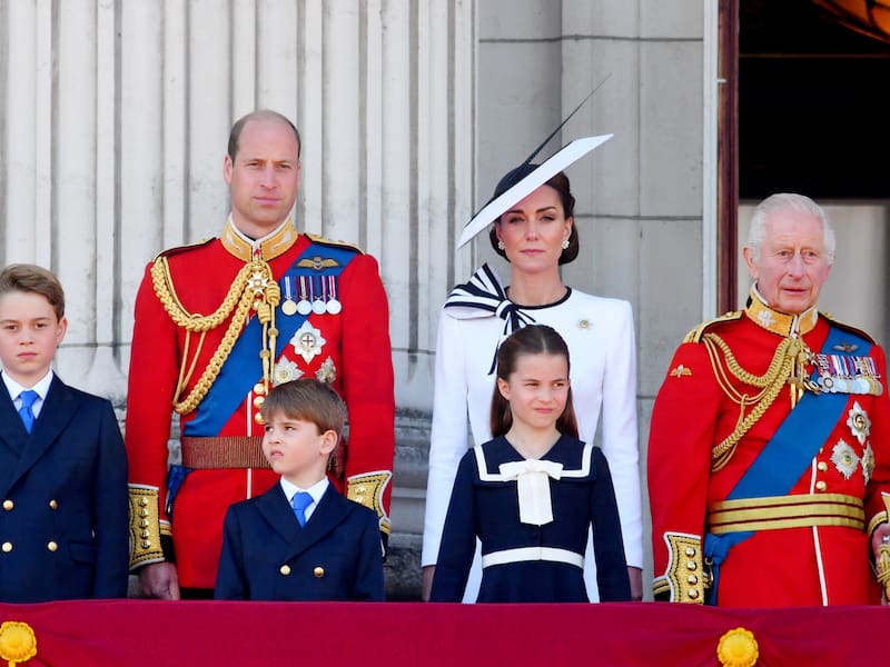 Rey Carlos III y los heredos al trono. Fuente: Archivo.