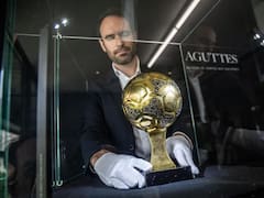 Reaparece el Balón de Oro de Maradona: tras 30 años perdido, será subastado en París
