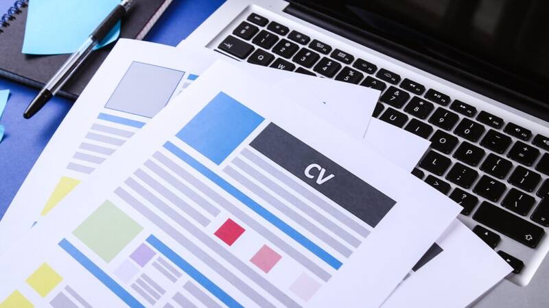 El organismo estatal lanzó una serie de ofertas laborales para sumar personal en España.