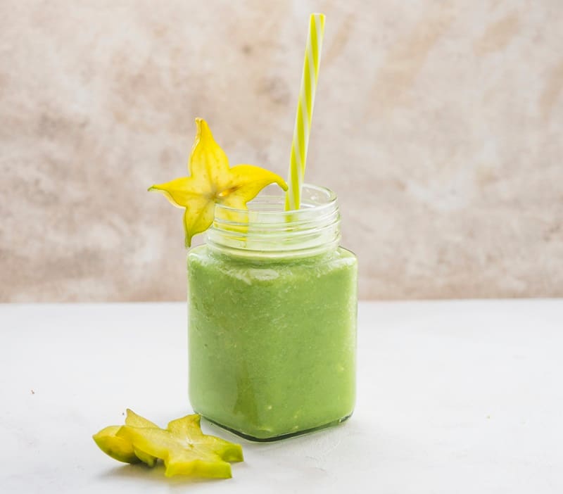 Los licuados naturales pueden ser una opción efectiva para mejorar la digestión y limpiar el colon. (Fuente: Freepik)