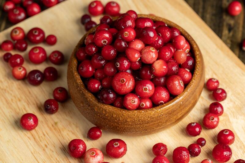 El consumo de arándanos rojos ha sido ampliamente estudiado debido a sus beneficios en la salud renal. Imagen: archivo.