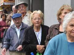 Jubilados y pensionados: aumenta el haber a $ 817.000