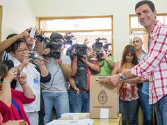 Junto a presidenciables K, Urtubey festejó el triunfo en Salta y agradeció a Cristina