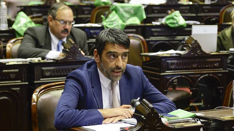 El diputado oficialista se vio envuelto en un escándalo.