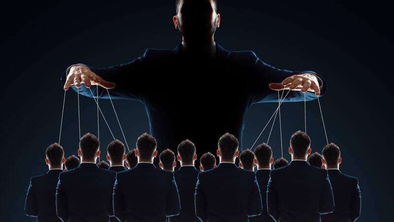 Este libro oculto de Umberto Eco reveló una de las conspiraciones más grandes de la humanidad.