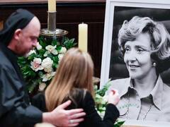 Colombia despide con lágrimas a la "dama de la solidaridad": así fue el velatorio de Nydia Quintero, ex primera dama y abuela de Miguel Uribe Turbay