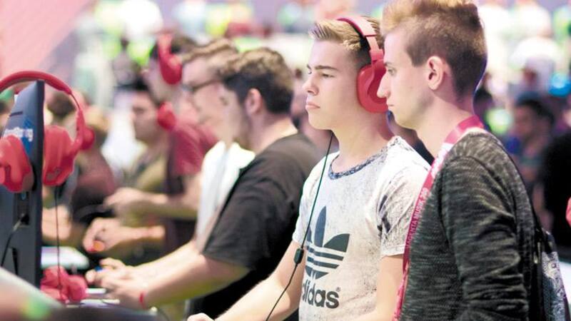 Además de jugar en casa, les gusta asistir a eventos para Gamers