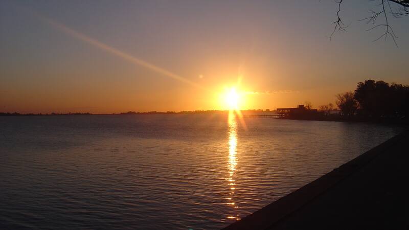 En este pueblo bonaerense disfrutarás de los mejores atardeceres. (Foto: Wikipedia).