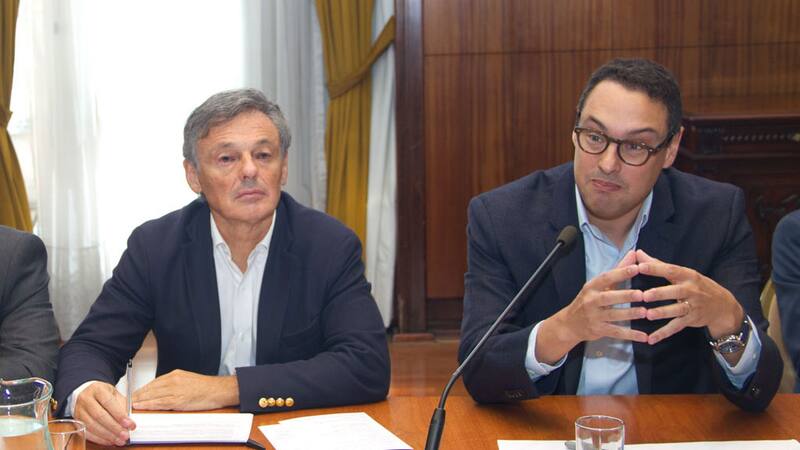 Cabrera y Cuccioli anunciaron medidas dirigidas sobre todo a las pymes