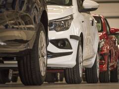 Suben ventas de autos en febrero pero la falta de modelos frena el crecimiento