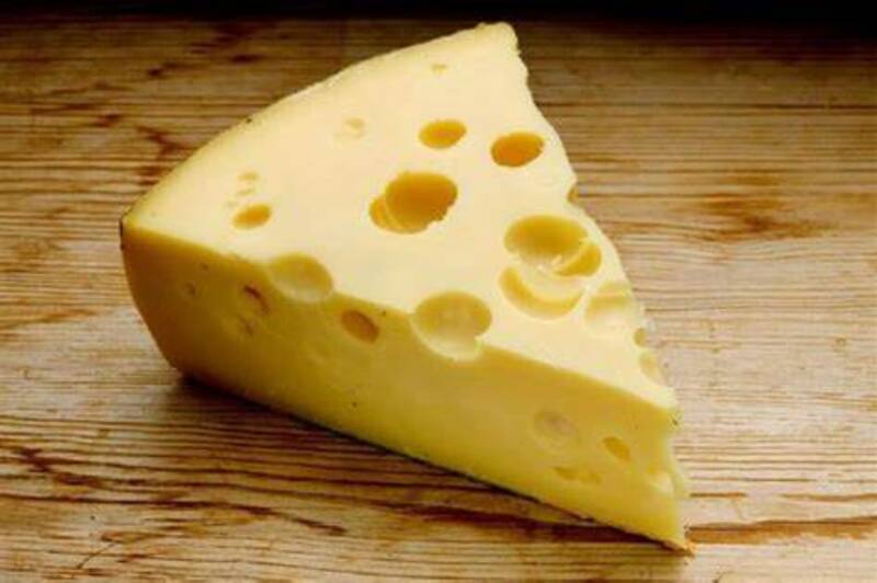 El Queso Jarlsberg de Noruega es el más recomendado para el cuidado de huesos. Fuente: archivo