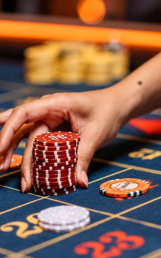 De las mesas tradicionales al streaming: cómo los casinos comenzaron a transmitir partidas en vivo