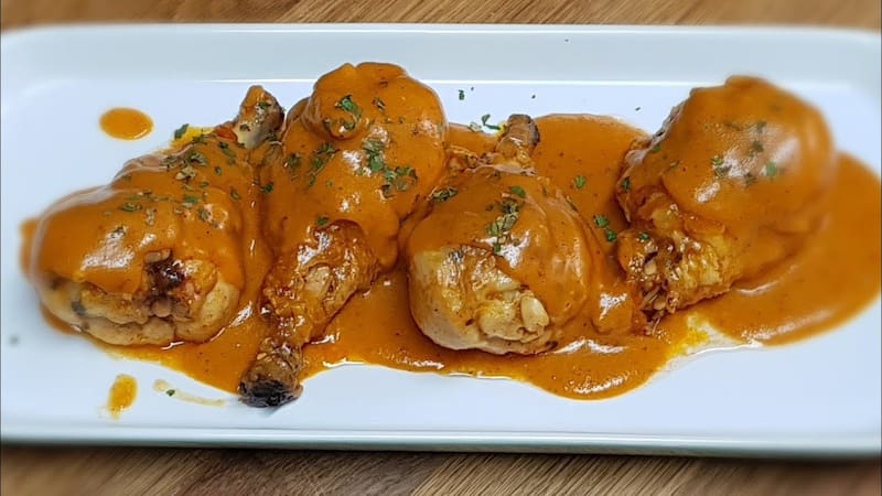 Pollo al batzoki: la receta fácil para preparar paso a paso este clásico de la cocina vasca.