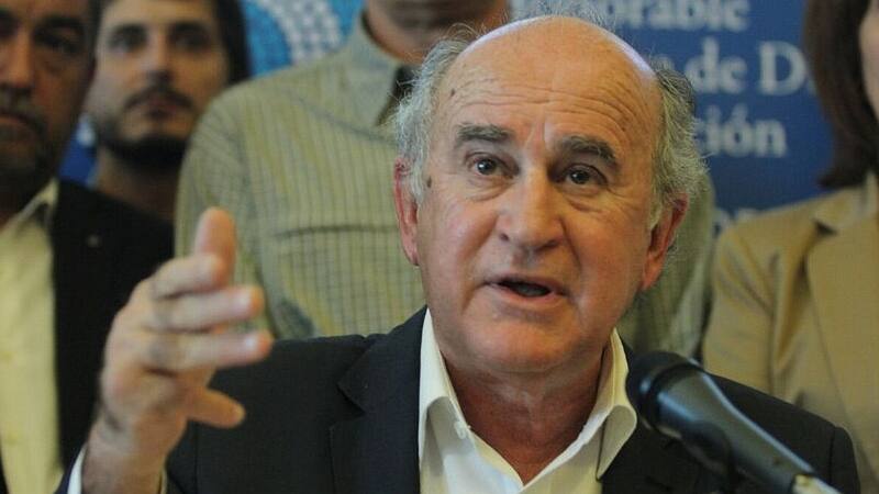 Oscar Parrilli estuvo en el Congreso y pidió se investiguen escuchas