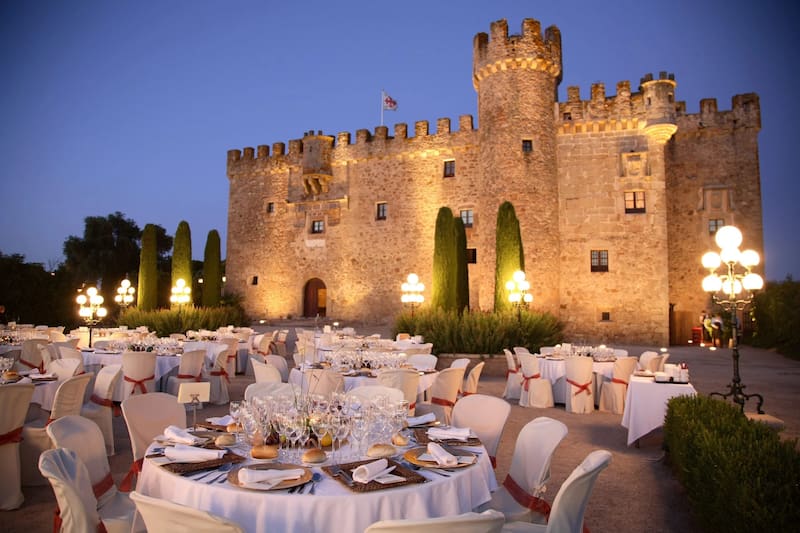 Escapadas: puedes alquilar un castillo medieval para tu evento (Foto: Castillo de la Arguijuela).