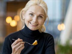 La especia que debes consumir a diario para reducir la grasa abdominal, acelerar el metabolismo y conseguir una cintura más delgada