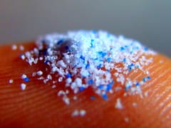 La FDA advierte por microplásticos presentes en yogures: estas son las consecuencias para tu salud