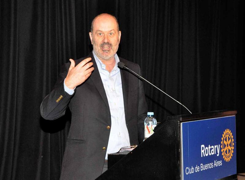 El ministro Federico Sturzenegger.