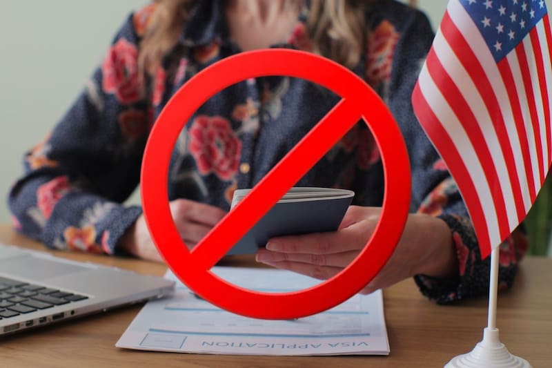 Verificar su historial migratorio en línea puede evitar bloqueos de visa. (Imagen: archivo)