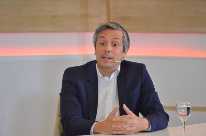 El Director de Asuntos Corporativos de Carrefour, Francisco Zoroza, durante un evento de El Cronista.