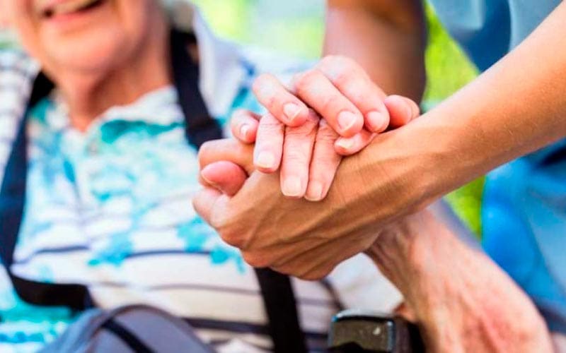 Además, la DGT ha establecido una lista de enfermedades que podrían impedir la renovación del carnet, tales como problemas neurológicos, cardiovasculares y ciertos trastornos mentales. (Imagen: archivo)