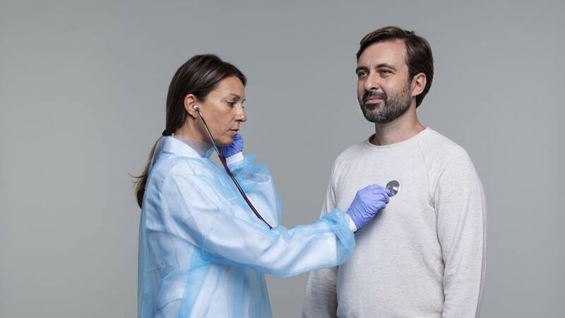 Con un sistema de salud de excelencia, este país europeo garantiza atención médica de calidad para los extranjeros.