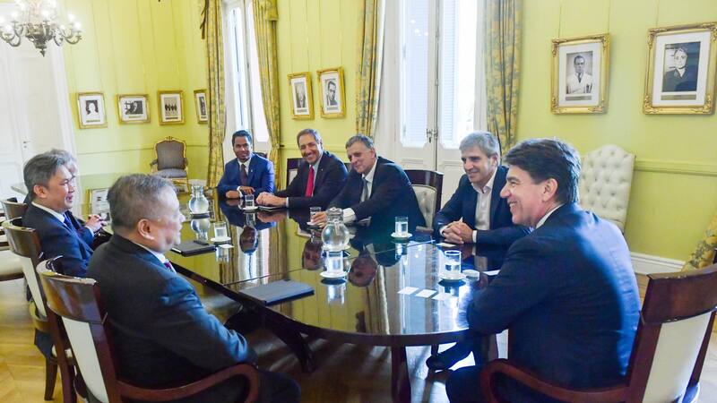 YPF y Petronas avanzan con su megaproyecto para hacer una planta de GNL en Bahía Blanca